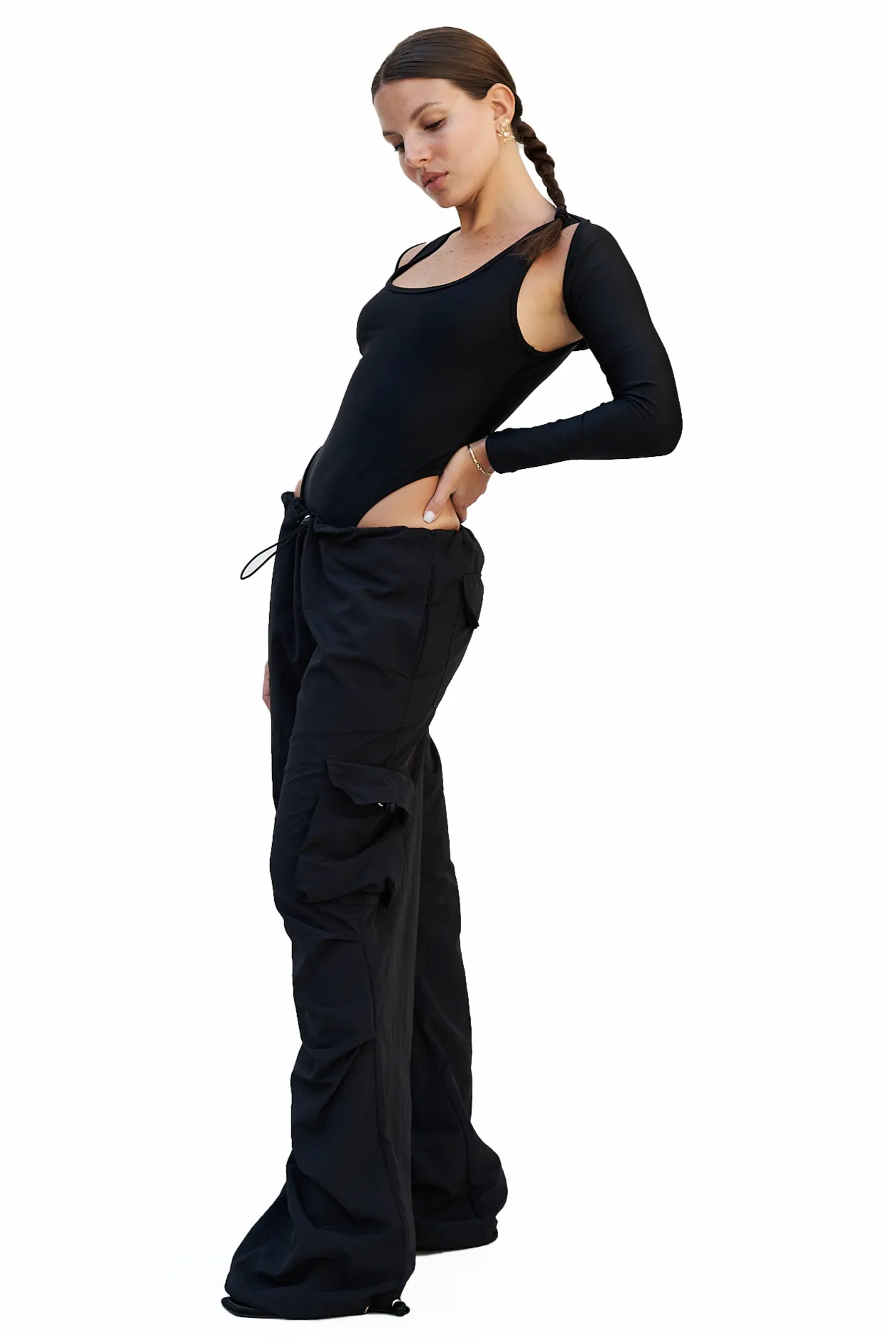 BLACK PARACHUTE PANTS