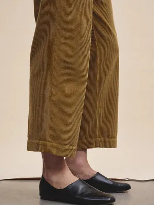 Corduroy trousers with pleats