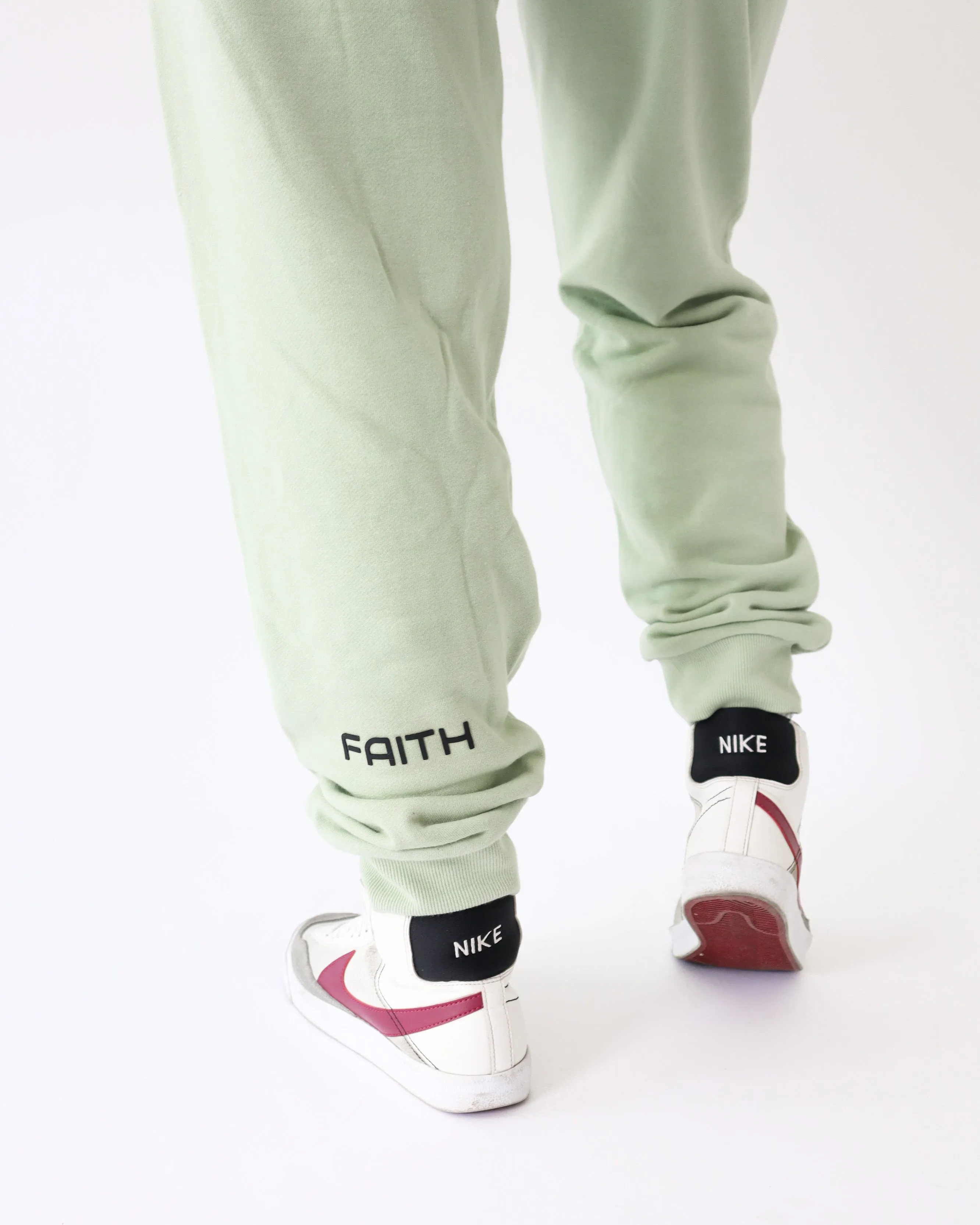 Faith Joggers - Pistachio